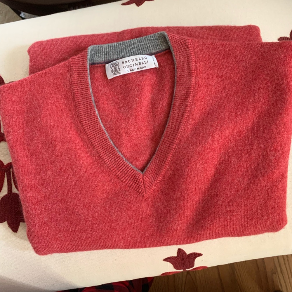 Men’s cashmere sweater